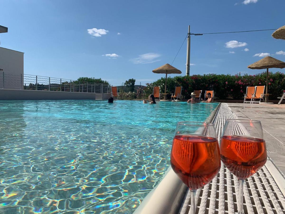 Hotel Letizia Follonica Bagian luar foto