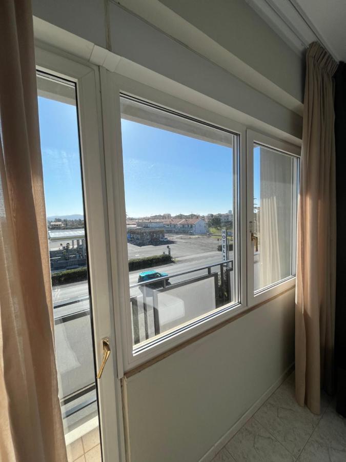 Hotel Letizia Follonica Bagian luar foto